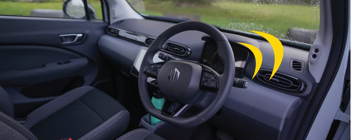Leapmotor T03 front seat